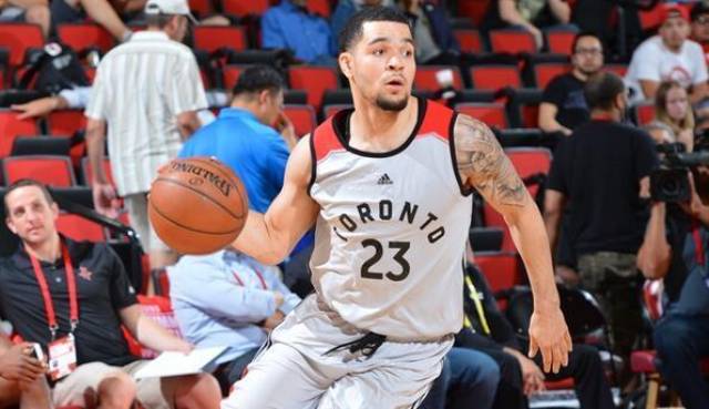 目前效力於 目前效力於