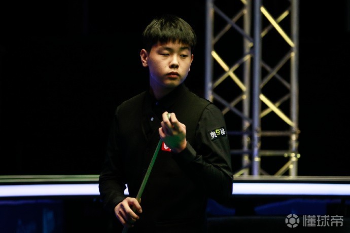 轻才俊能够 轻才俊能够