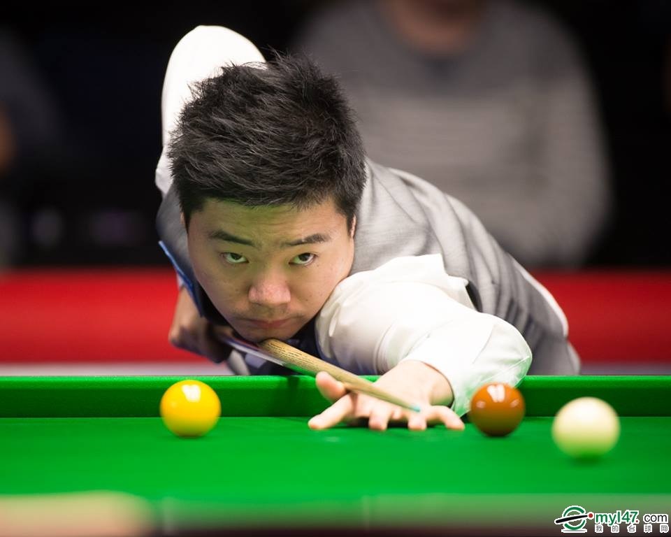 育俱乐部具 育俱乐部具