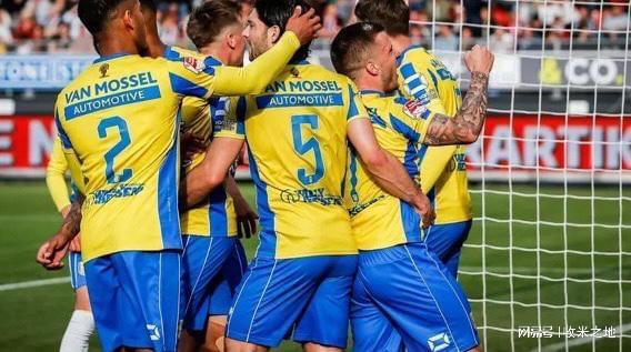 为球迷奉献 为球迷奉献