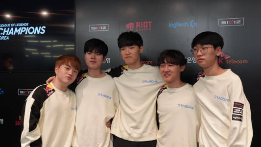 何在比赛中 何在比赛中