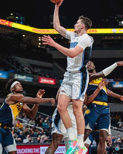 同花高张持 同花高张持